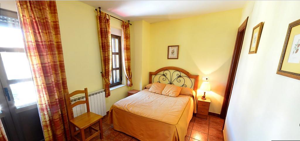 Hostal Bar Stop Hotel Velilla del Rio Carrion Екстериор снимка