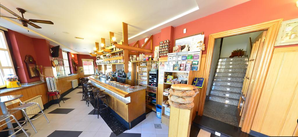 Hostal Bar Stop Hotel Velilla del Rio Carrion Екстериор снимка
